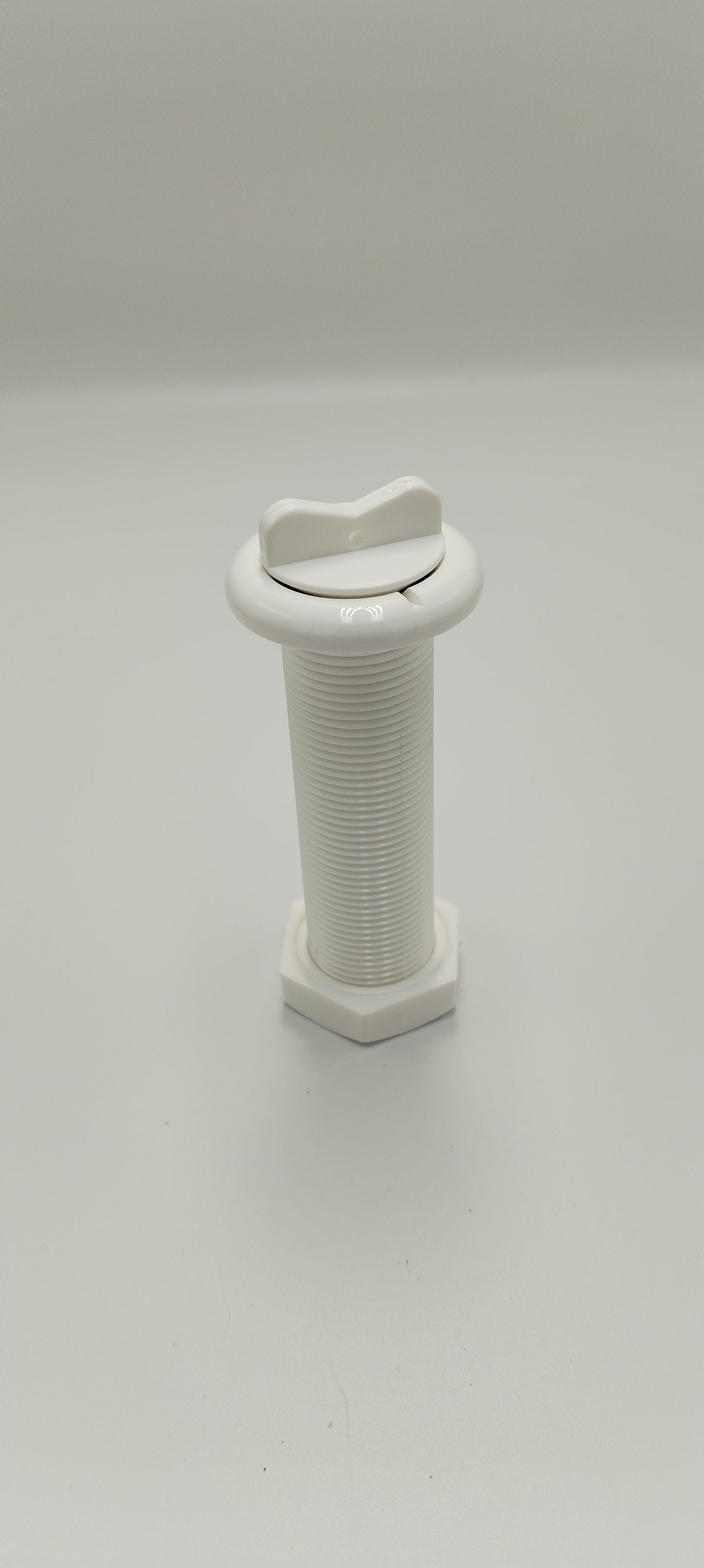 Drainage  plugs